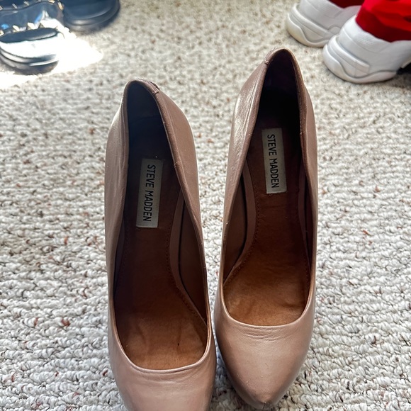 Deja Vu Pumps Steve Madden - Picture 7 of 9